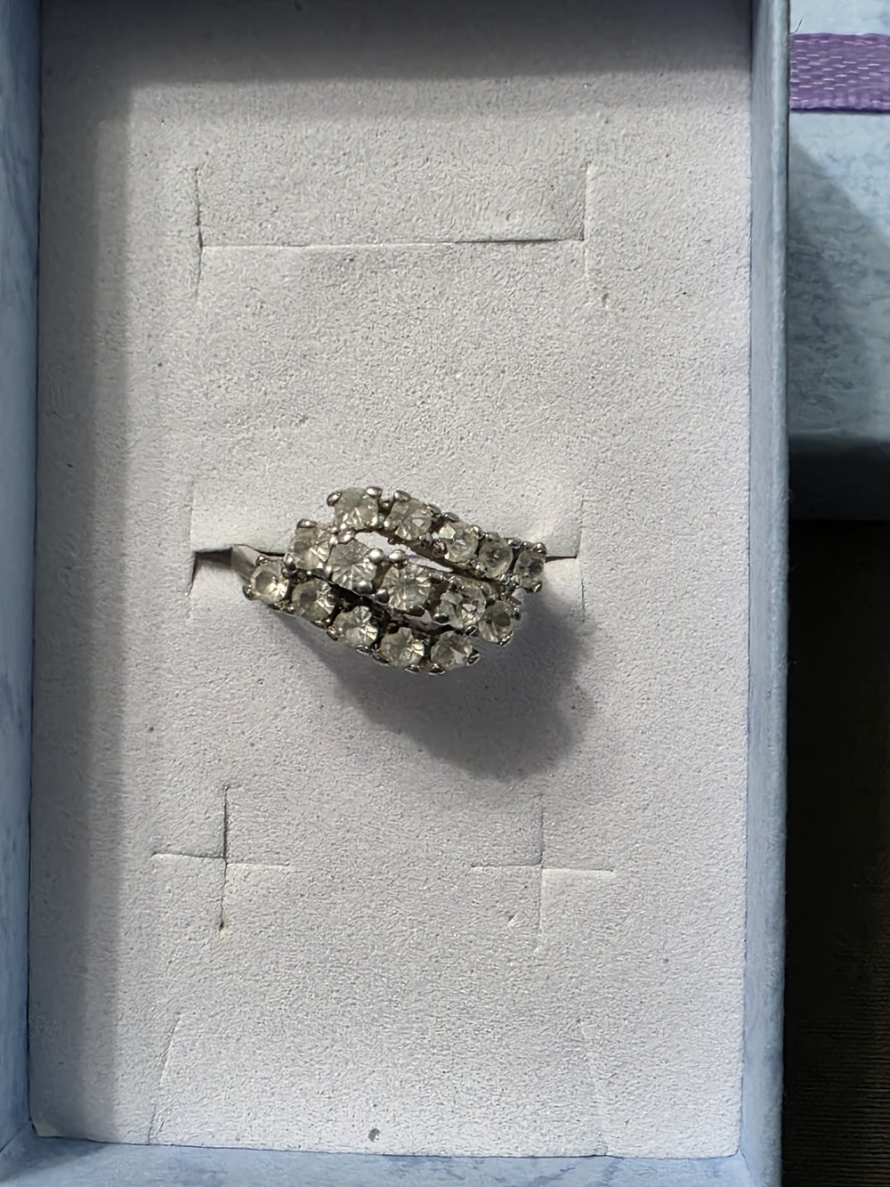 Estate - Silver Tone - Clear Stone Vintage Cluster Ring - 462